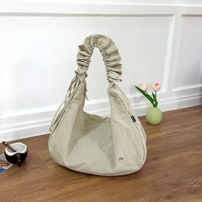 Women's Crinkled Nylon Hobo Ba - огляд і ціна Hobo Bag Slouchy