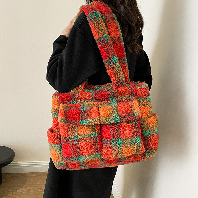 Lamb Fleece tote bags for wome - огляд і ціна Women Handheld Bags