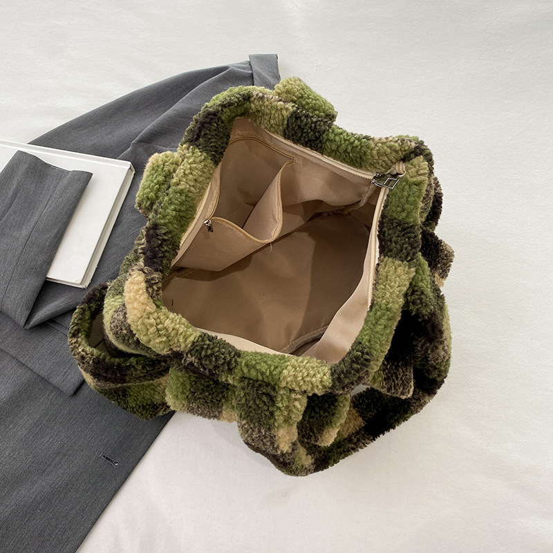 Lamb Fleece tote bags for wome - огляд і ціна Women Handheld Bags