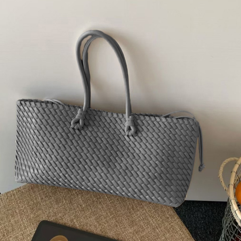 Large Capacity Versatile Tote  - огляд і ціна Women Handheld Bags
